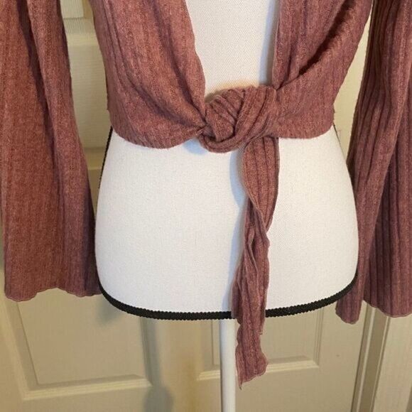 NWT En Creme women''s maroon ribbed v-neck tied front long sleeve sweater size L - Picture 3 of 11
